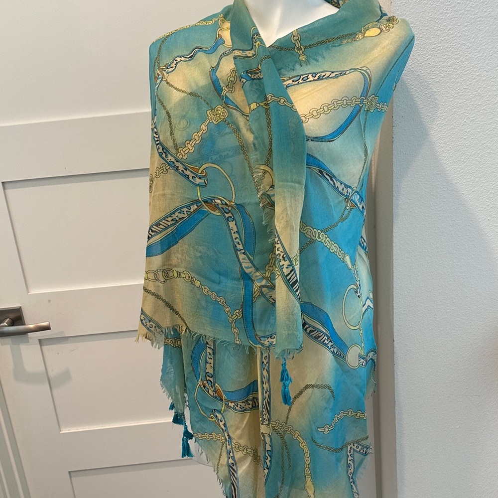 Chic Teal and Gold Chain Pattern Scarf